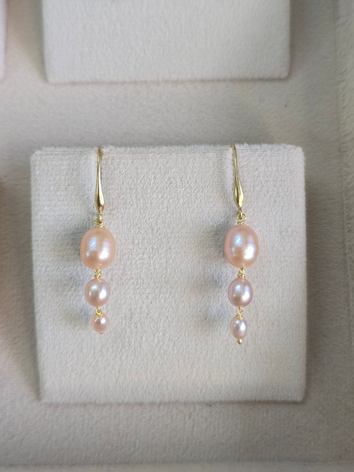 Layered pink pearl earring